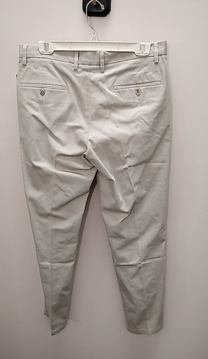 Size 33X32 Dockers Men's Pants