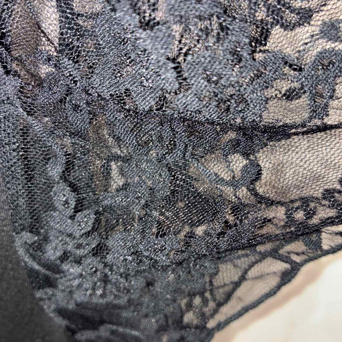 Size 1X Black Short Sleeve Misc. Tops