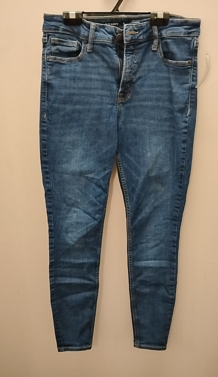Size 6 Old Navy Jeans