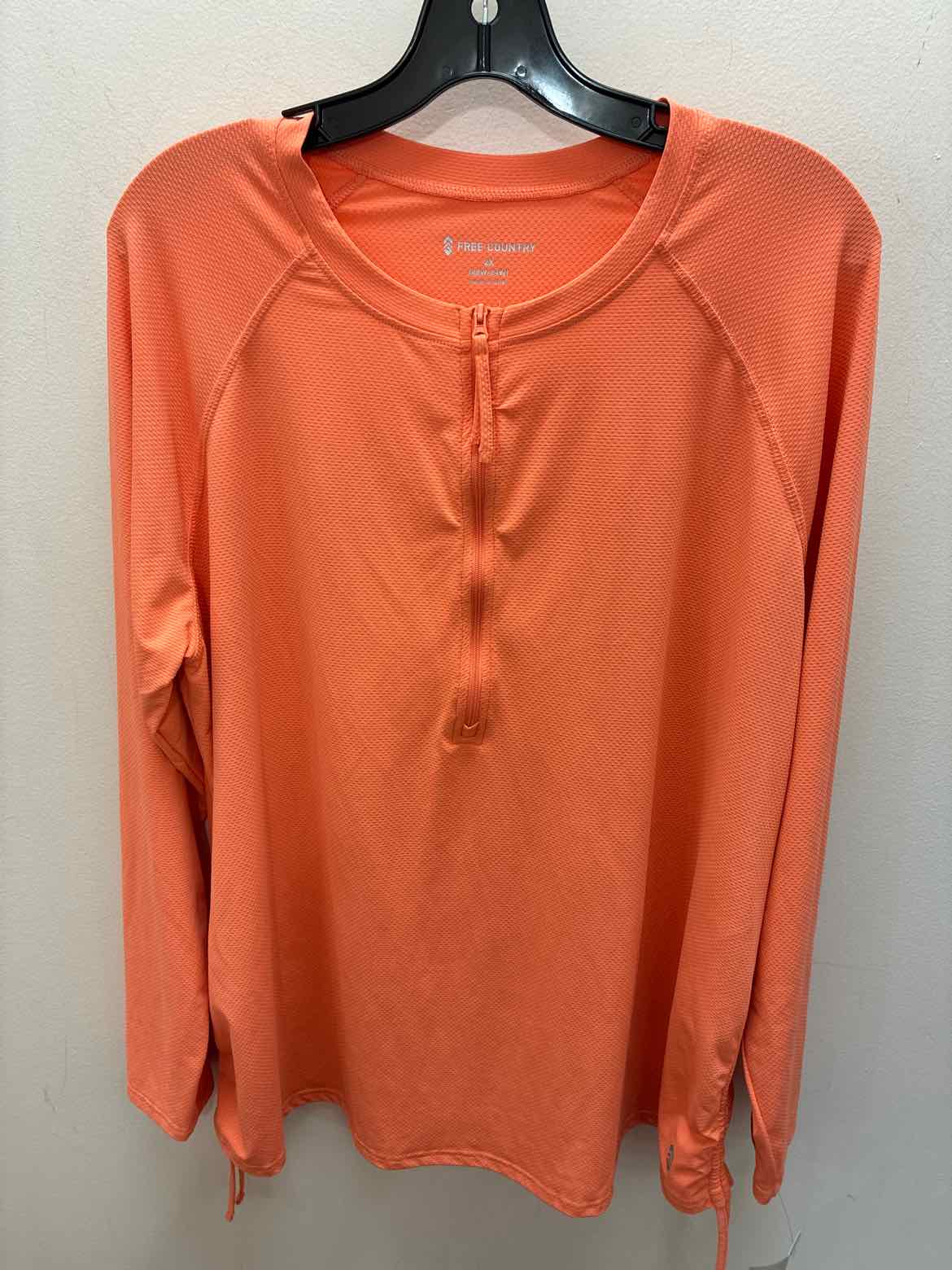 Size XXL Free Country Long Sleeve Performance wear