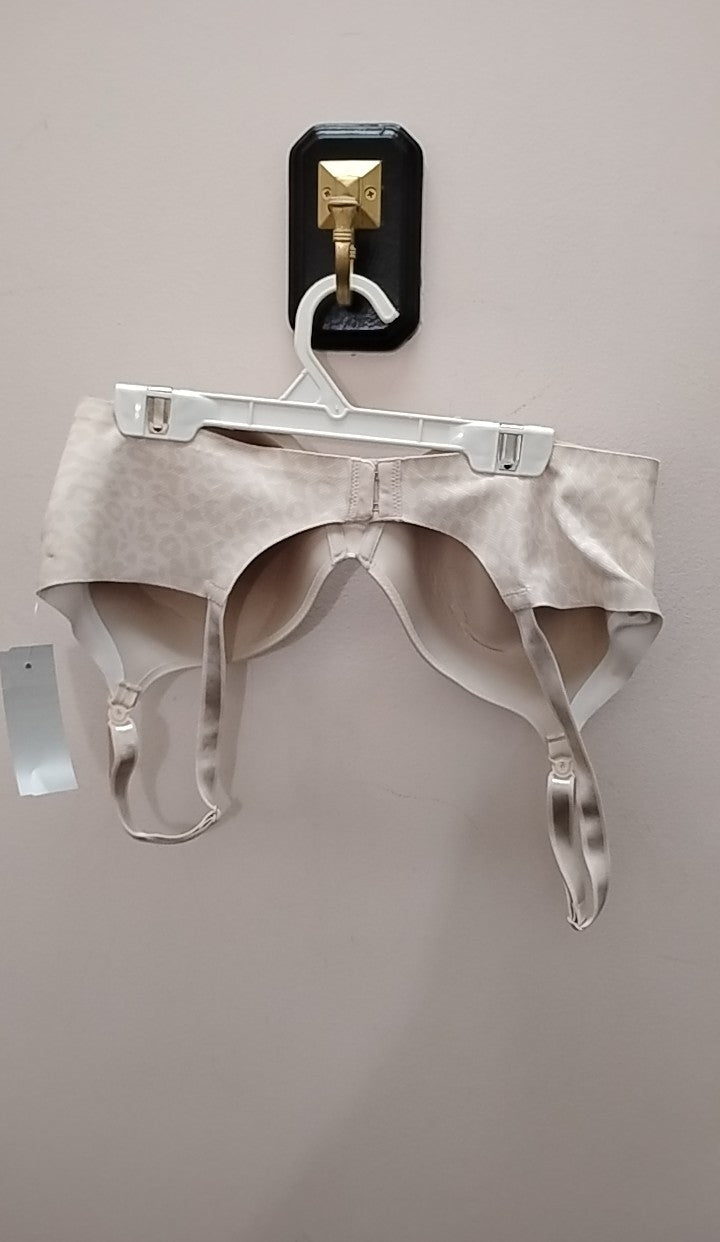 Size 36D Warners Bra