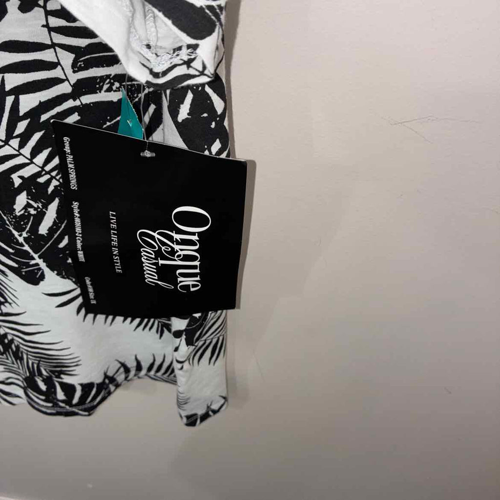 Size 1X Onque Short Sleeve Misc. Tops