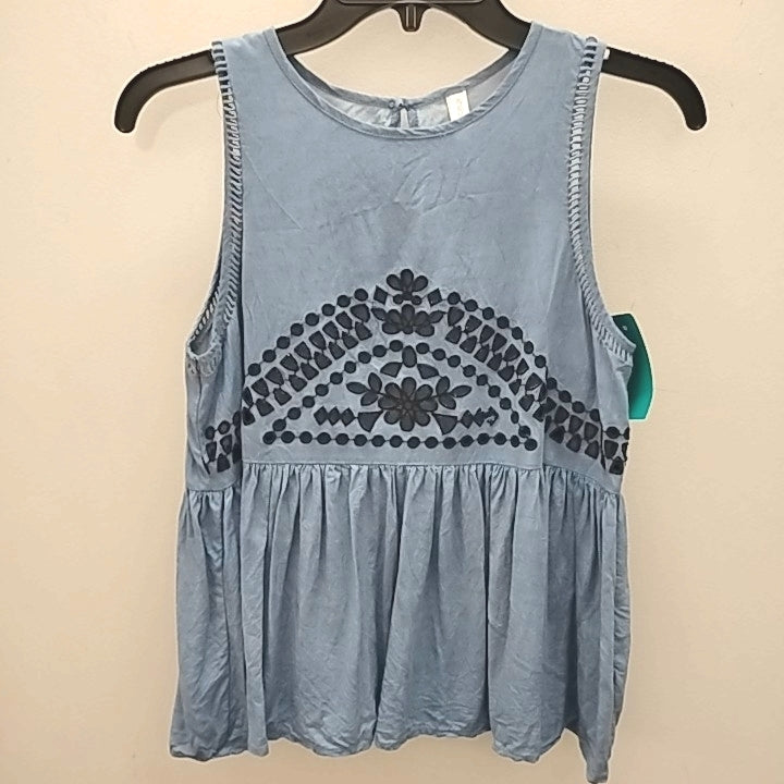 Size S Xhilaration Sleevless Sleeveless