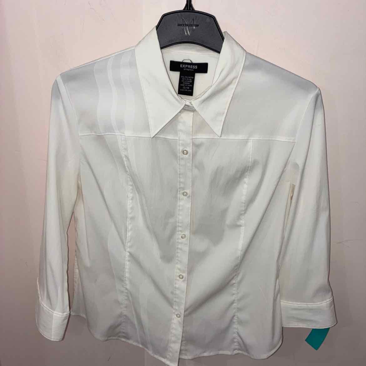 Size 13/14 Express 3/4 sleeves Blouse