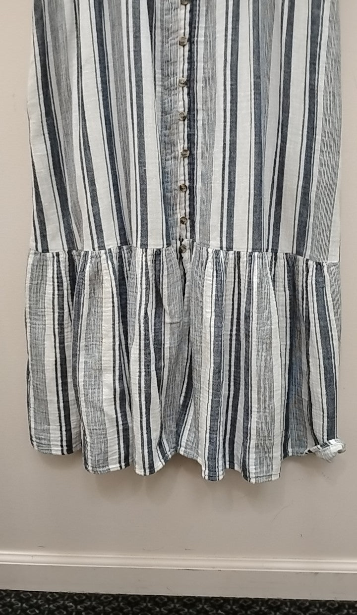 Size L Time & Tru Sleevless Dress
