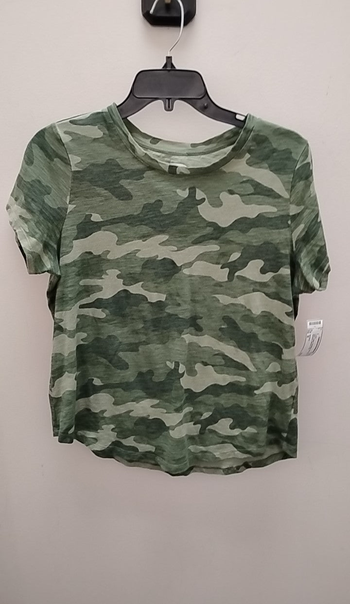 Size M Old Navy Short Sleeve T-shirt