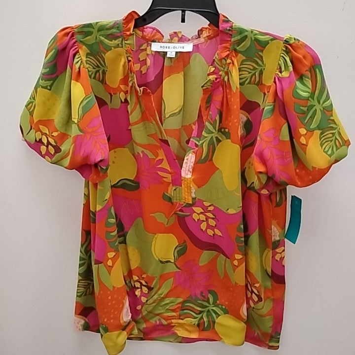 Size M Rose & Olive Short Sleeve Misc. Tops