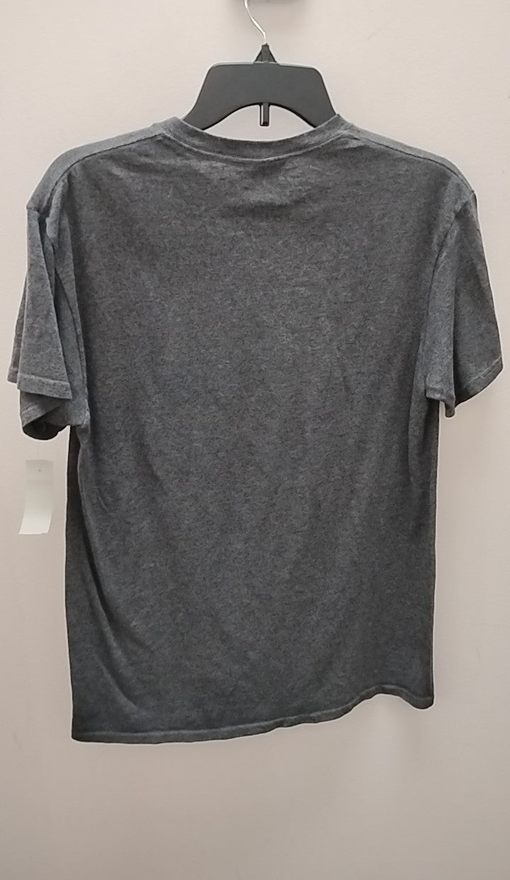 Size M Men's T-shirt