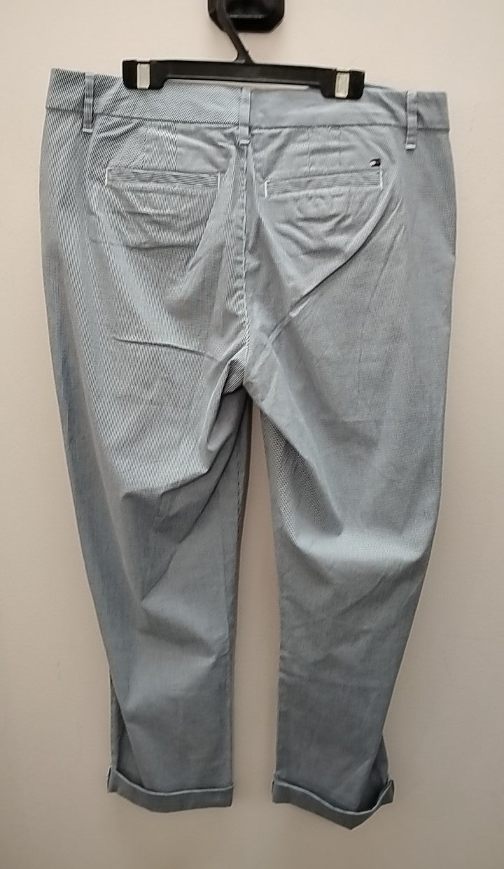Size 10 Tommy Hilfiger Capris