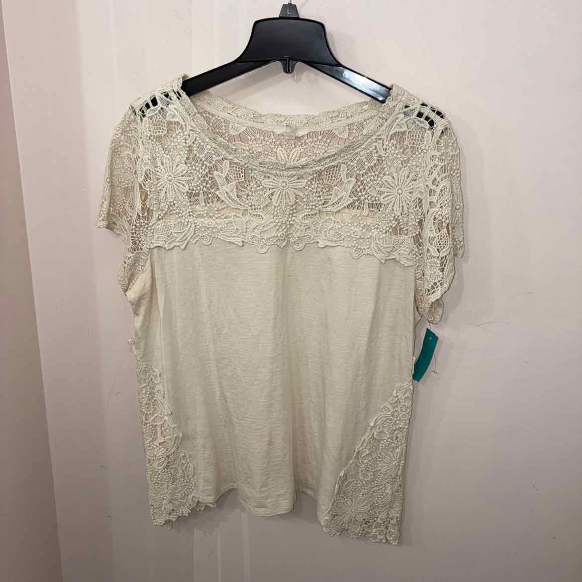 Size 1X Adiva Short Sleeve Blouse