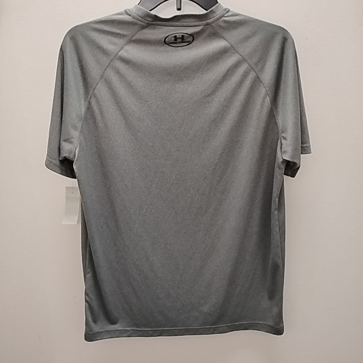 Size M Under Armour Men's T-shirt