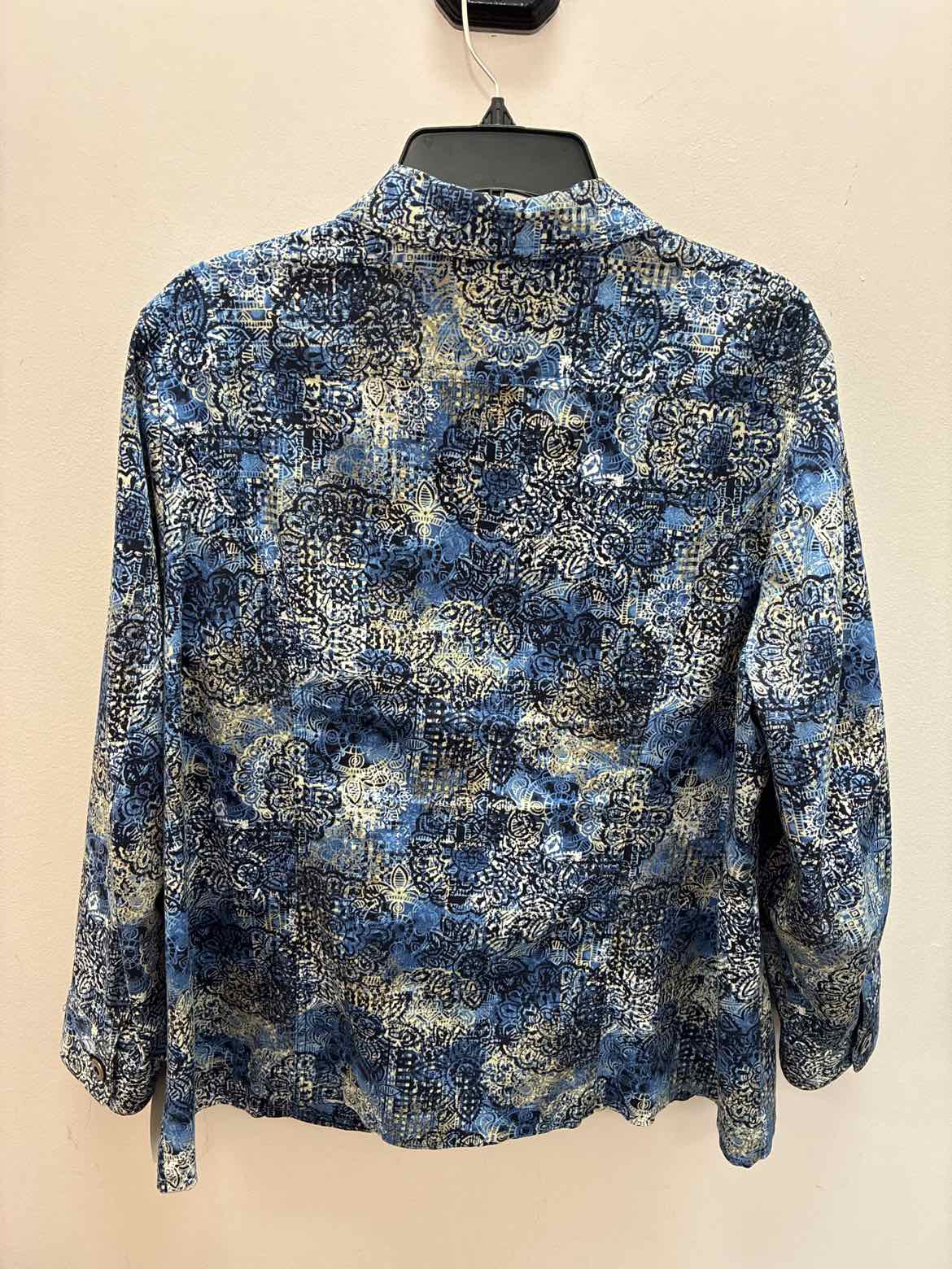Size XXL Cj Banks Long Sleeve Jacket