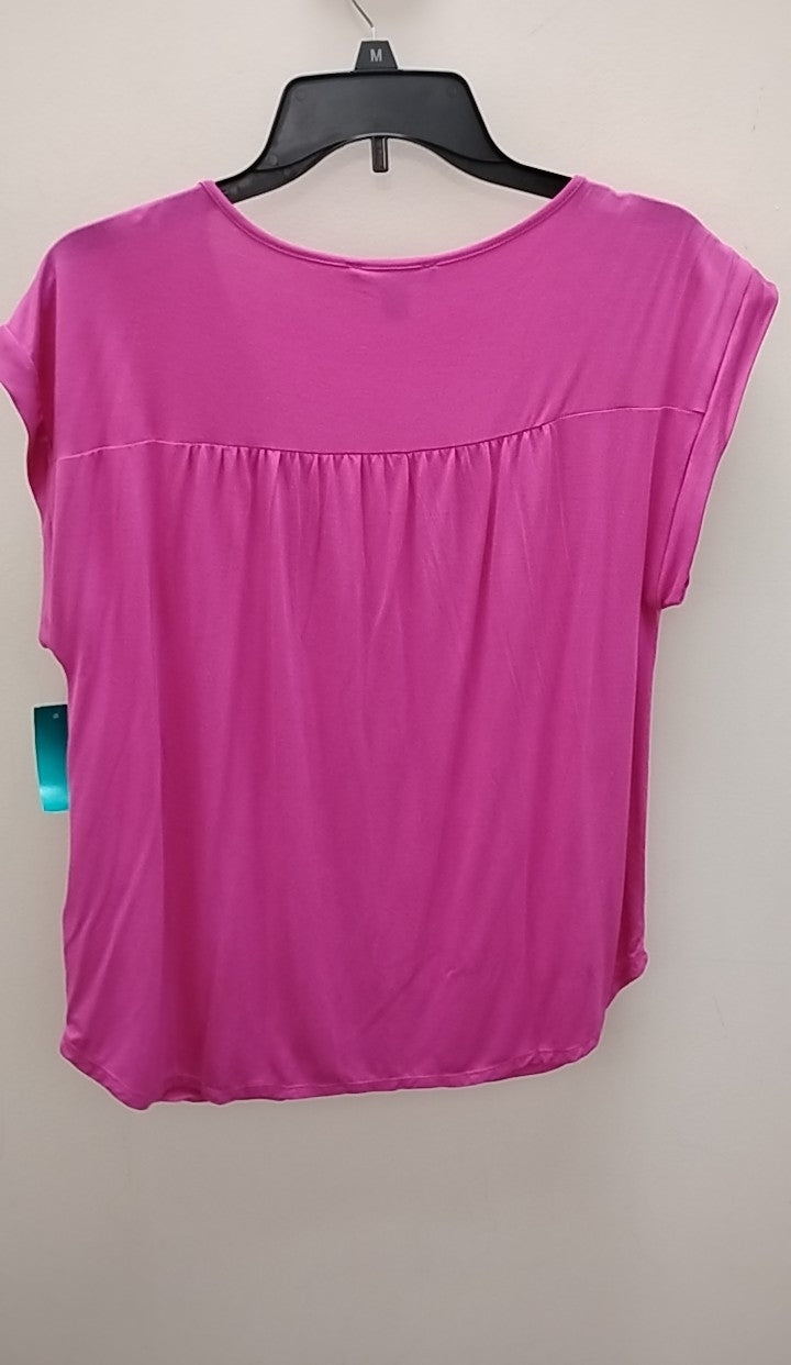 Size L Cable & Gauge Short Sleeve Misc. Tops