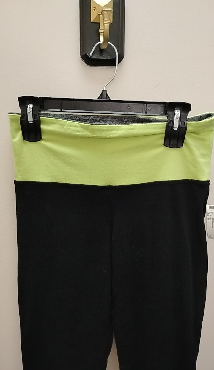 Size M So leggings