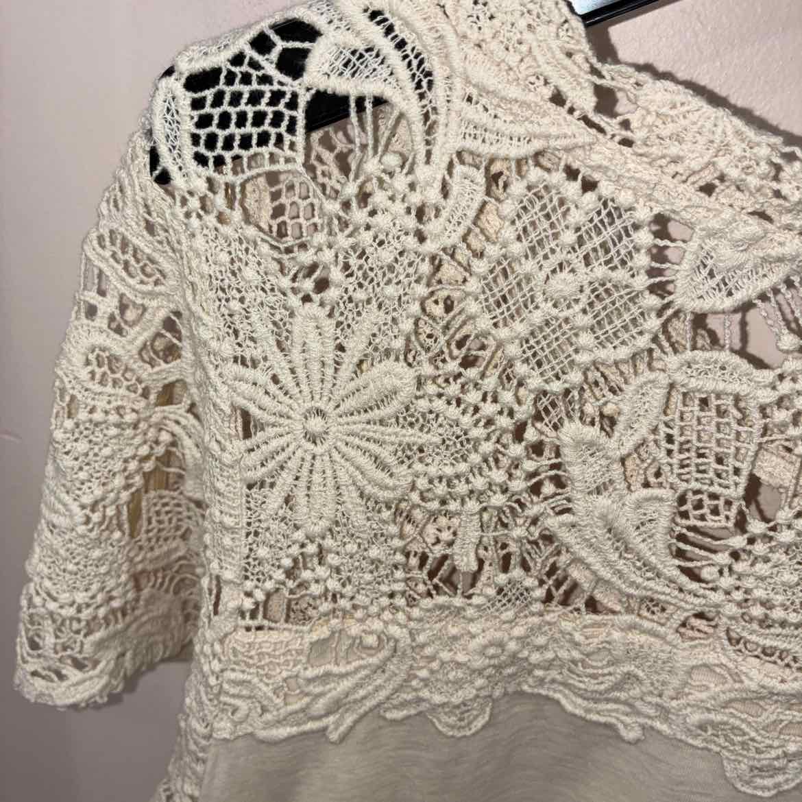 Size 1X Adiva Short Sleeve Blouse