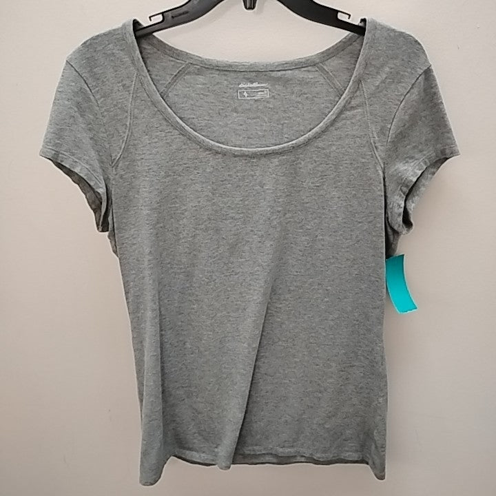 Size M Eddie Bauer Short Sleeve T-shirt