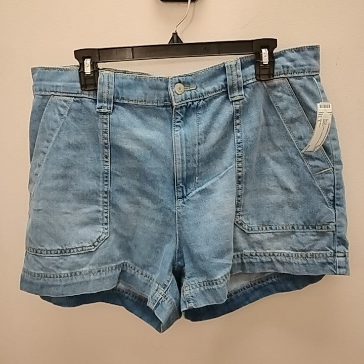 Size L Old Navy Shorts