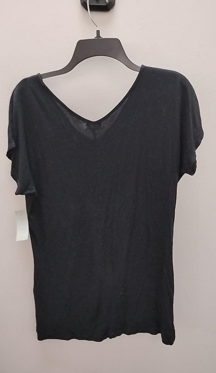 Size L Old Navy Short Sleeve T-shirt