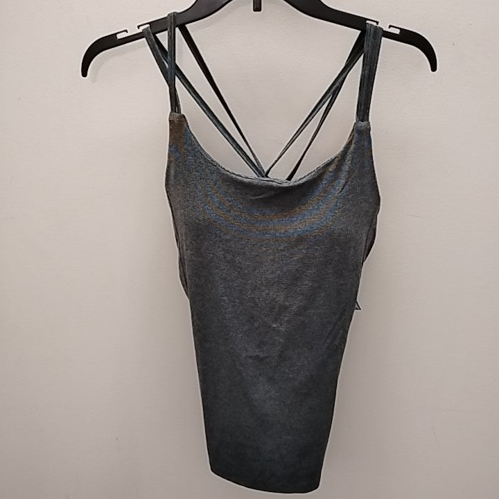 Size M Sleeveless