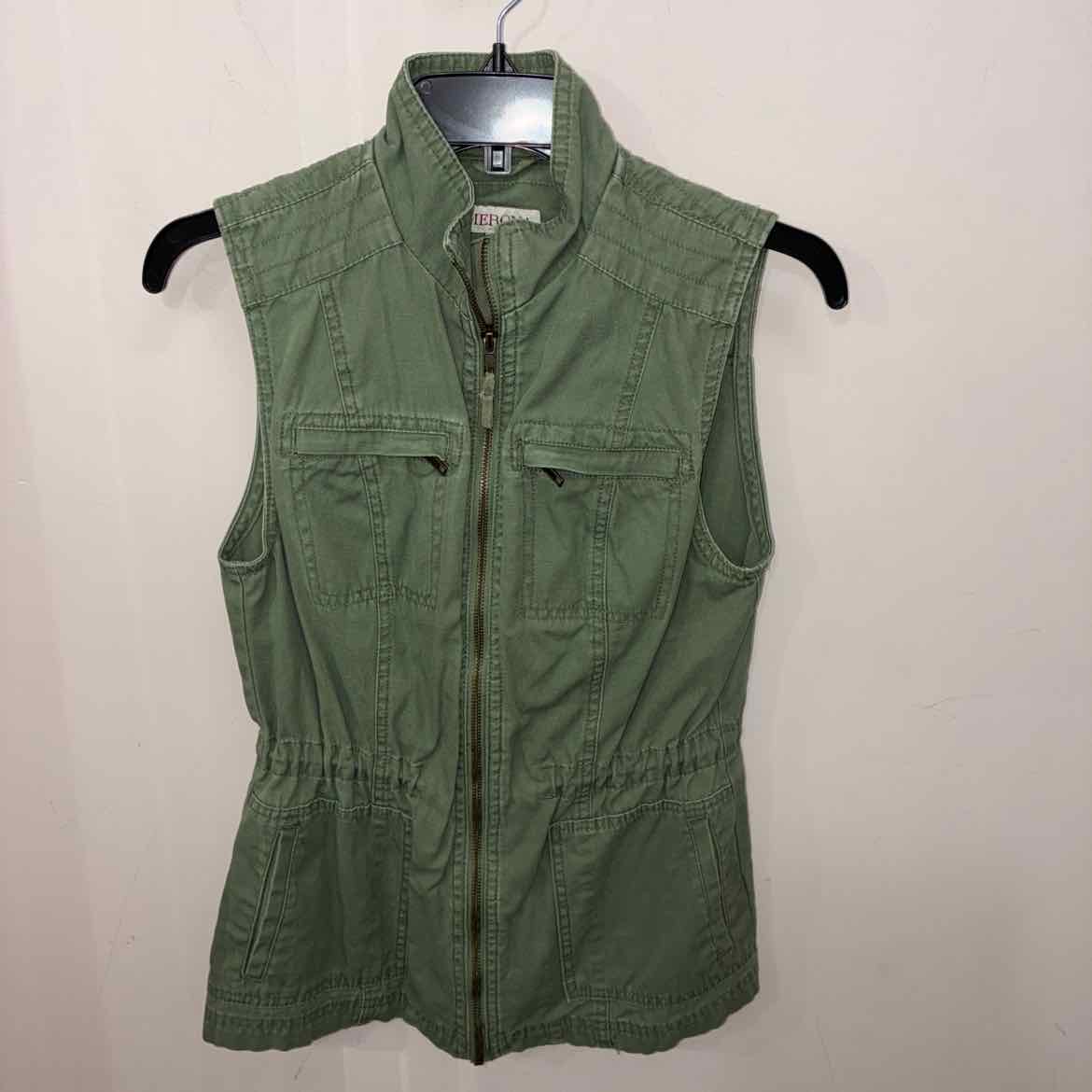 Size XS Merona Sleevless Vest