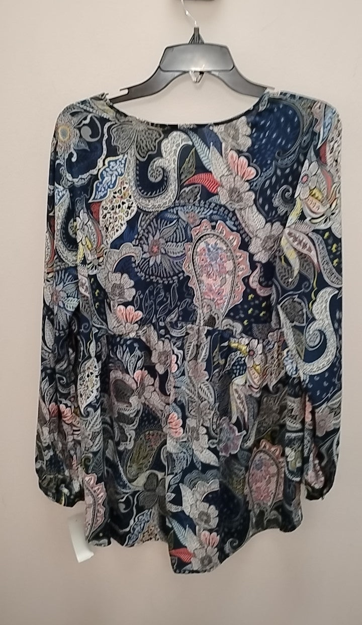 Size XL DR2 Long Sleeve Misc. Tops