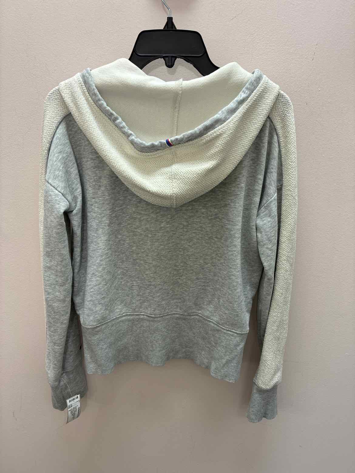Size S Champion Long Sleeve Sweatshirt